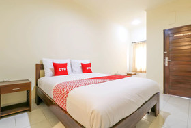 Merthan House by OYO Rooms