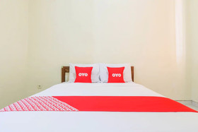 Merthan House by OYO Rooms