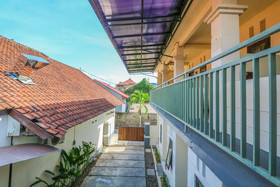 Merthan House by OYO Rooms