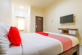 Merthan House by OYO Rooms