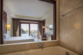 M Suite