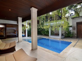 Natayani Villa