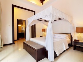 Natayani Villa