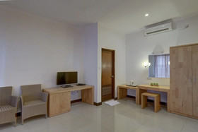 Nipuri Hotel