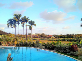Nipuri Hotel