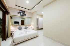 Paisa Seminyak Living