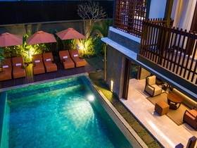 Seminyak Icon