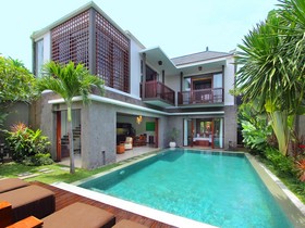 Seminyak Icon