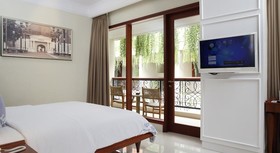 Seminyak Lagoon All Suites Hotel