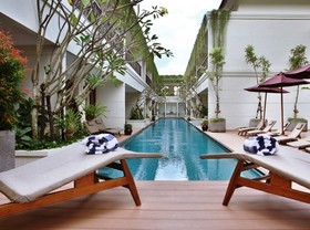 Seminyak Lagoon All Suites Hotel