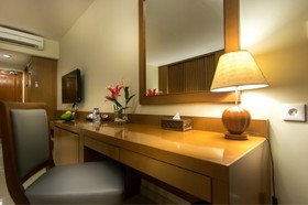 Seminyak Square Hotel