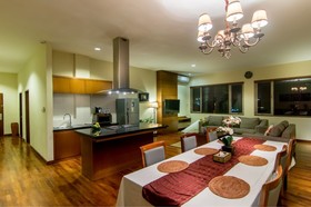 Seminyak Square Hotel