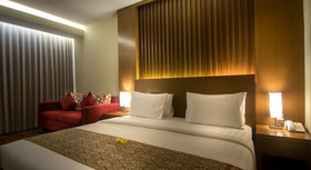 Seminyak Square Hotel