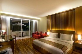 Seminyak Square Hotel