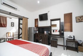 Super OYO 2417 Panen House