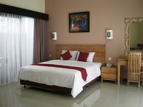 Svarna Suite Seminyak