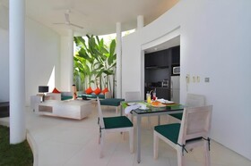 Taman Mesari Luxury Villa