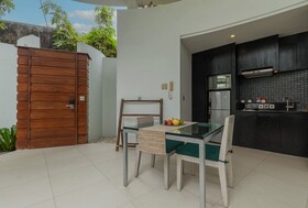 Taman Mesari Luxury Villa