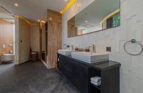 Taman Mesari Luxury Villa