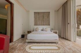 Taman Mesari Luxury Villa