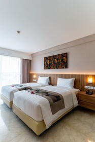 The Capital Hotel & Resort