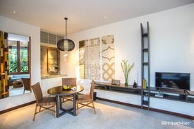 The Elysian Boutique Villa Hotel
