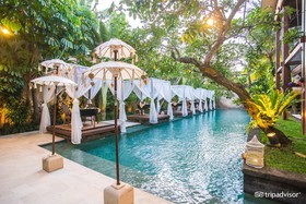 The Elysian Boutique Villa Hotel