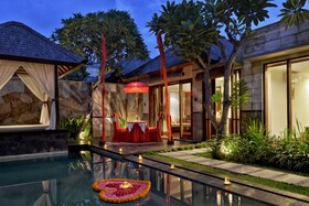 The Khayangan Dreams Villa Seminyak