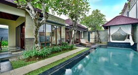 The Khayangan Dreams Villa Seminyak