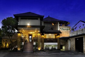 The Khayangan Dreams Villa Seminyak