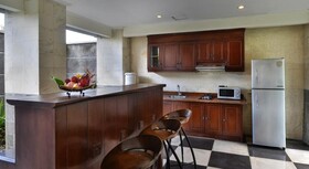 The Khayangan Dreams Villa Seminyak