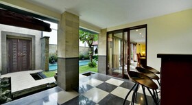 The Khayangan Dreams Villa Seminyak