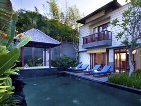 The Khayangan Dreams Villa Seminyak