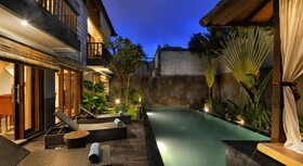 The Khayangan Dreams Villa Seminyak
