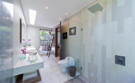 The Layar - Designer Villas & Spa