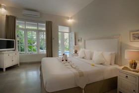 The Lodek Villas