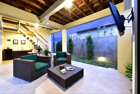 The Lumbung Wood Villa
