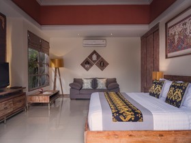 The Wolas Villa and Spa