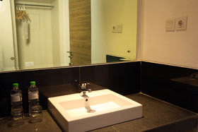 Tonys Villas & Resort