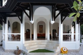 Urbanest Inn Villa