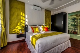 Villa Alchemy