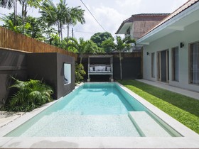 Villa Anggun - 1