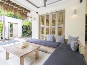 Villa Anggun - 1