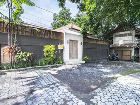 Villa Anggun - 1