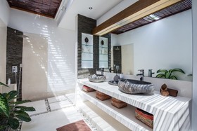 Villa Astaga