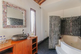 Villa Bali Caviar