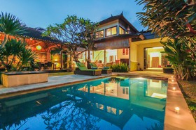 Villa Bali Caviar