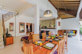 Villa Bali Caviar