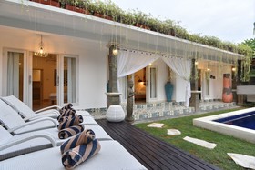Villa Bamboo - Great Location Pool Villa in Seminyak
