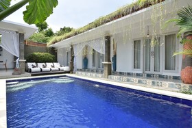 Villa Bamboo - Great Location Pool Villa in Seminyak